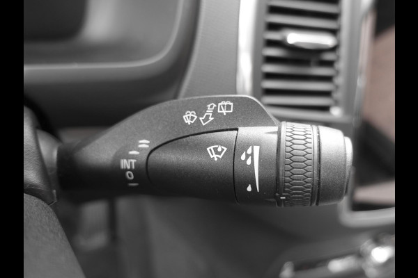 Volvo XC90 2.0 T8 Recharge AWD Inscription Expression 7-Pers Leder Navigatie Adaptive Cruise Control 19" Lichtmetalen Velgen PDC V+A Climate Control Camera