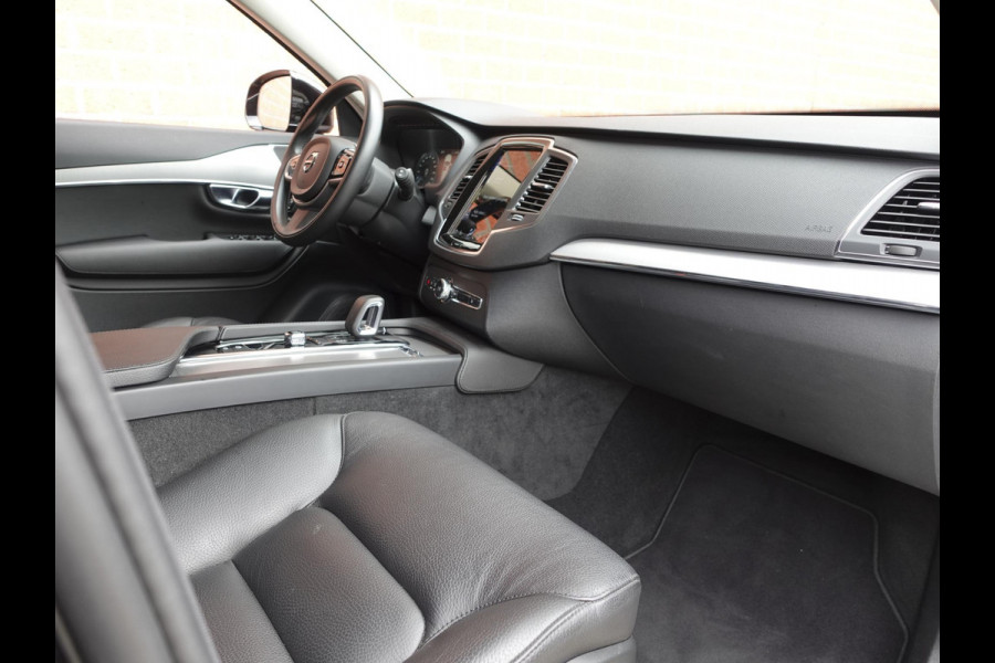 Volvo XC90 2.0 T8 Recharge AWD Inscription Expression 7-Pers Leder Navigatie Adaptive Cruise Control 19" Lichtmetalen Velgen PDC V+A Climate Control Camera