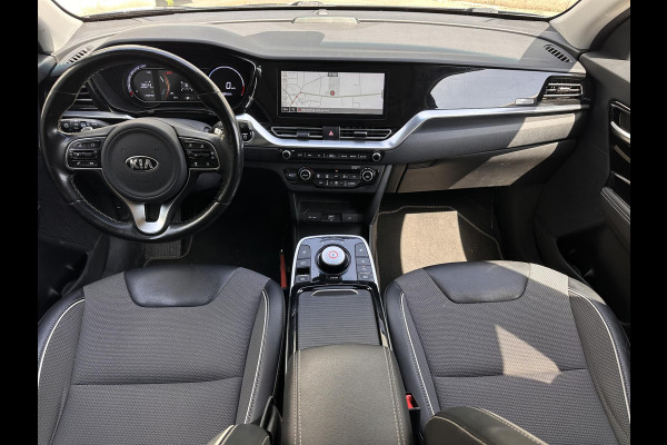 Kia e-Niro DynamicPlusLine 64 kWh | SOH: 95,1% | 3 Fase | Schuif/kantel dak | Afn. Trekhaak | Adaptive CC |