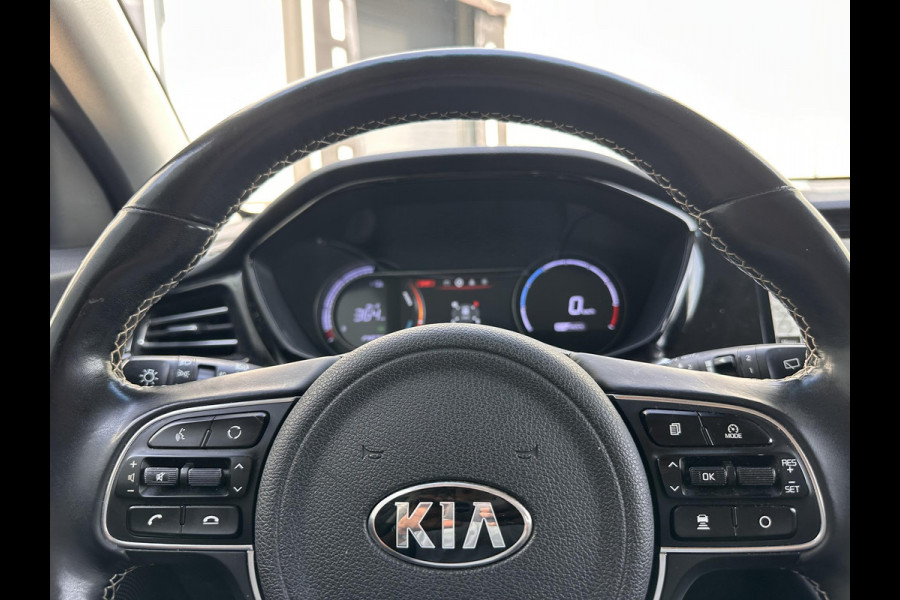 Kia e-Niro DynamicPlusLine 64 kWh | SOH: 95,1% | 3 Fase | Schuif/kantel dak | Afn. Trekhaak | Adaptive CC |