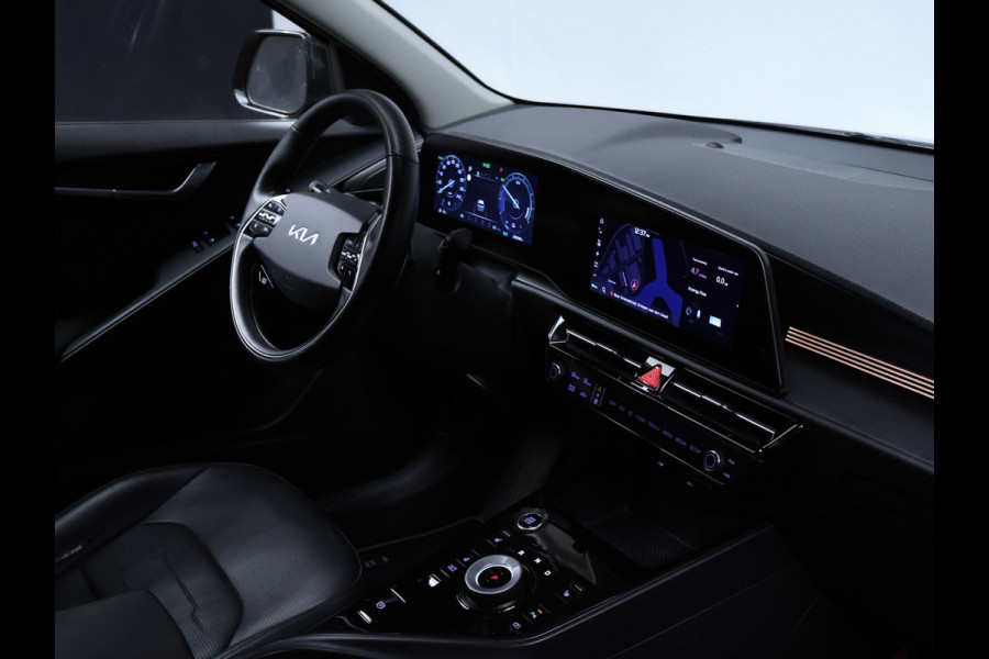 Kia Niro 1.6 GDi Hybrid DynamicPlusLine Sport (SCHUIFDAK,APPLE CARPLAY,NAVI,CAMERA,STOEL/STUUR VERWARMING,GETINT,LED,SPORTSTOELEN)