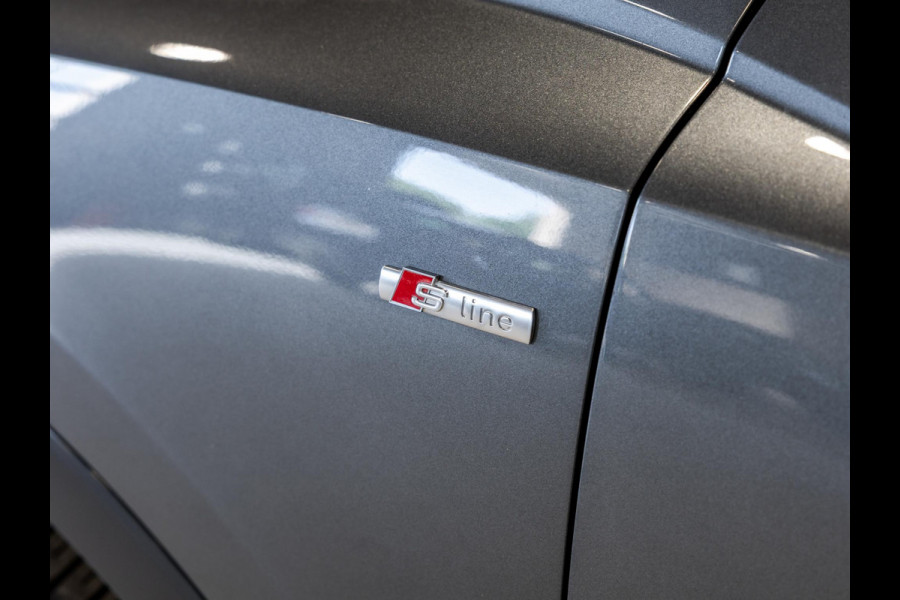 Audi Q3 Sportback 45 TFSI quattro S-Line edition one / 230pk / Panorama dak / Achteruitrij camera / Keyless / Stoelverwarming /