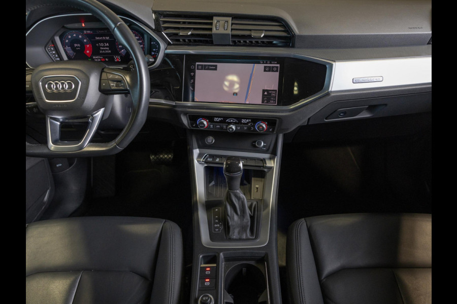Audi Q3 Sportback 45 TFSI quattro S-Line edition one / 230pk / Panorama dak / Achteruitrij camera / Keyless / Stoelverwarming /