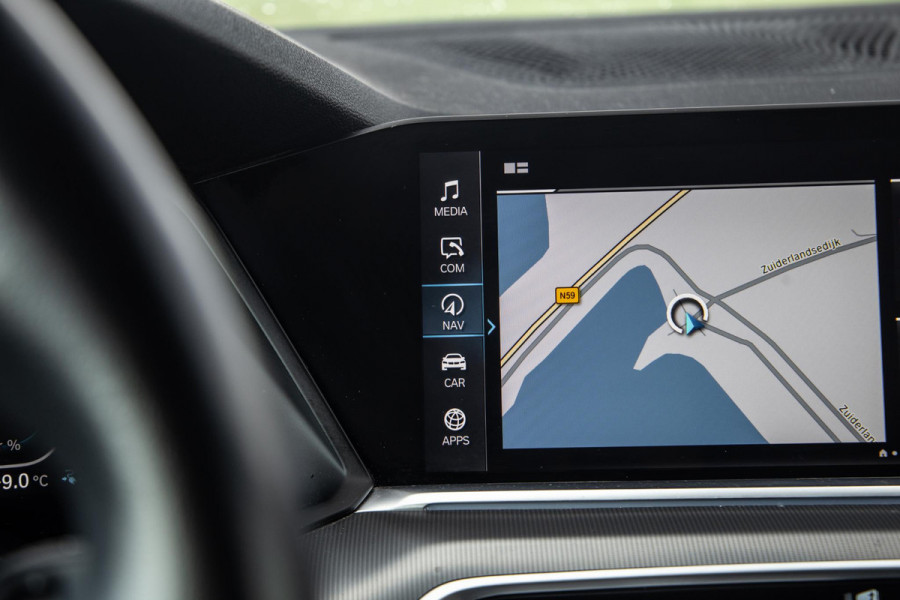 BMW X5 xDrive45e High Executive CARPLAY / CAMERA / DEALER ONDERHOUDEN / BRUIN LEER / STOELVERWARMING / TREKHAAK