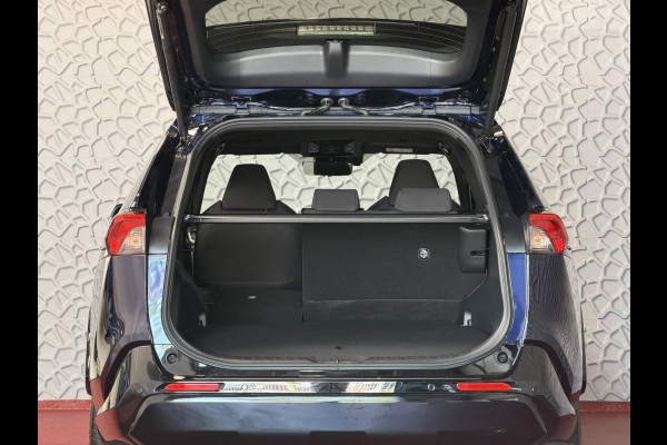 Toyota RAV4 2.5 PHEV AWD 306PK ✅gloednieuw ✅ | Trekgew. 1500KG | Head-up display | Camera | Full LED | Elektrische achterklep | Stuur/Stoelv PHEV PLUG IN