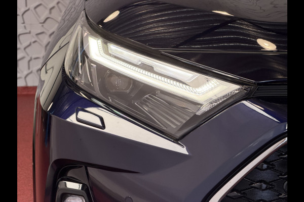 Toyota RAV4 2.5 PHEV AWD 306PK ✅gloednieuw ✅ | Trekgew. 1500KG | Head-up display | Camera | Full LED | Elektrische achterklep | Stuur/Stoelv PHEV PLUG IN