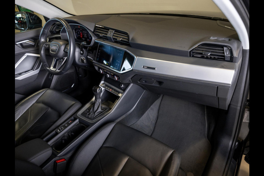 Audi Q3 35 TFSI Advanced Pro Line Business / 150pk / Trekhaak / Bang & Olufsen / Achteruitrij camera / Stoelverwarming / Leder /