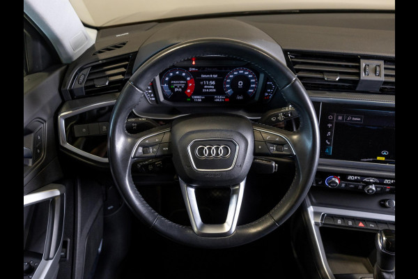 Audi Q3 35 TFSI Advanced Pro Line Business / 150pk / Trekhaak / Bang & Olufsen / Achteruitrij camera / Stoelverwarming / Leder /