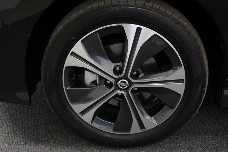 Nissan Leaf N-Connecta 40 kWh Navigatie Bluetooth Cruise Control Lichtmetalen Velgen