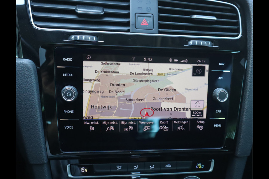 Volkswagen Golf 1.5 TSI Highline Pano / Led / Navi / Elekramen / R-Line / Dealer onderhouden