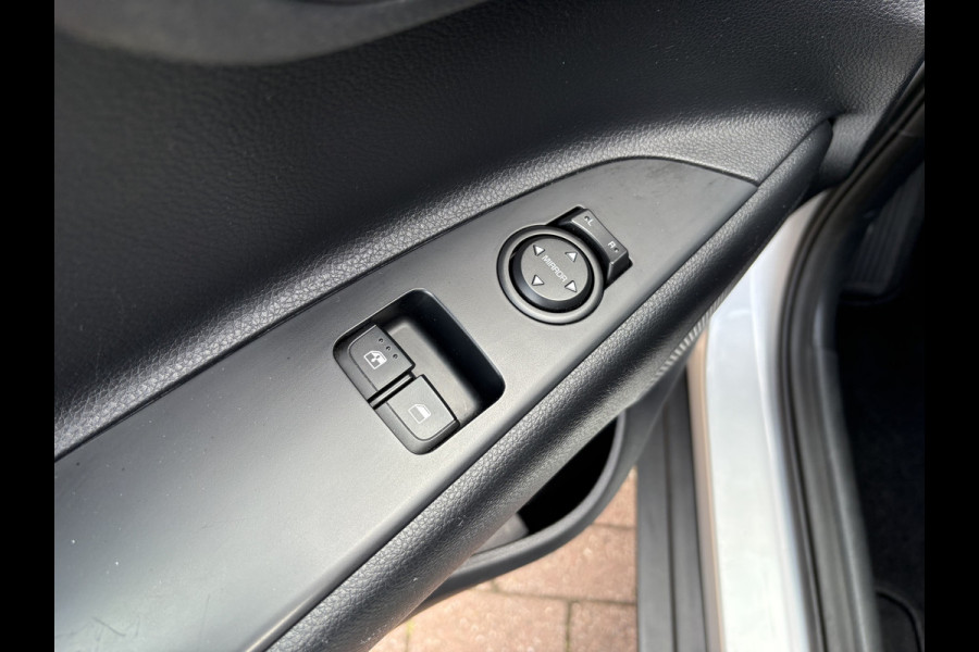 Kia Stonic 1.0 T-GDi DynamicLine CAMERA/NAVI/CARPLAY/CRUISE/PDC/TREKHAAK