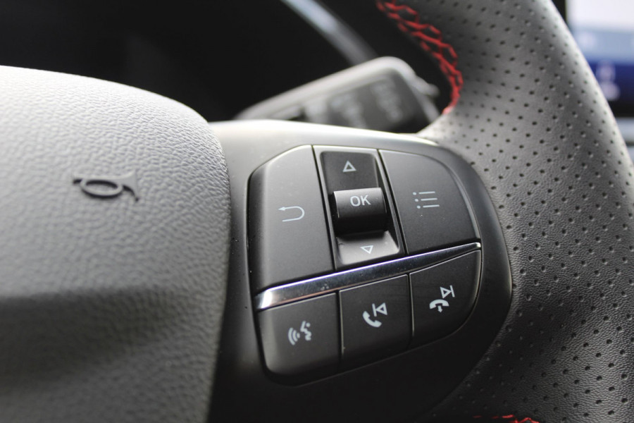 Ford Kuga 2.5 PHEV ST-Line | Panoramadak | Trekhaak | BLIS | Head-up | Adaptieve cruise