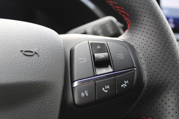 Ford Kuga 2.5 PHEV ST-Line | Panoramadak | Trekhaak | BLIS | Head-up | Adaptieve cruise