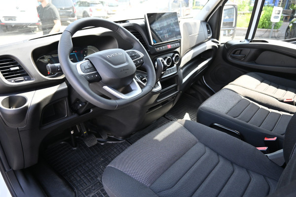 Iveco Daily 35S18 3.0 180 pk Hi-Matic Bakwagen ACC, Geveerde stoel, Apple Carplay/Android Auto