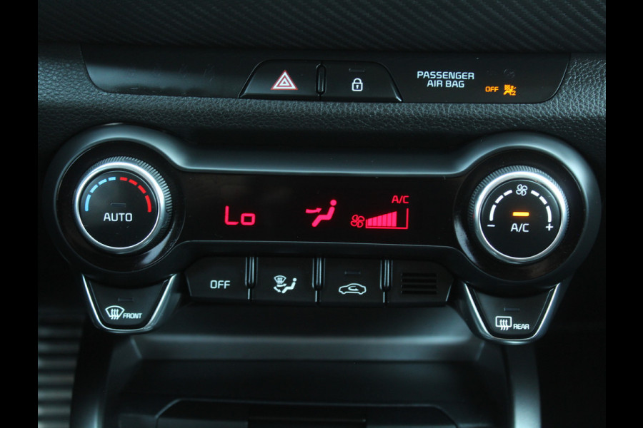 Kia Stonic 1.0 T-GDi MHEV GT-Line CARPLAY | CAMERA | CLIMATE | LED | NAVI | DAB | LMV17 | LEER/STOF | KEYLESS | CRUISE | AFNBTRHAAK | STOEL