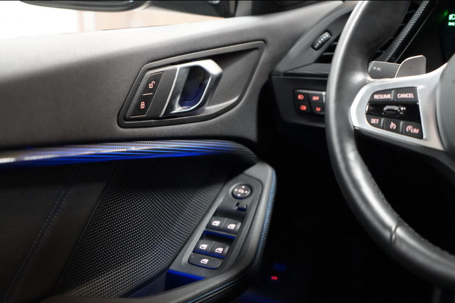 BMW 1-serie 120i M-Sport Pano|Sfeer|Stuurverwarming