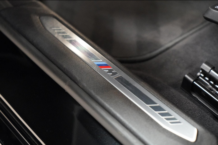 BMW 1-serie 120i M-Sport Pano|Sfeer|Stuurverwarming