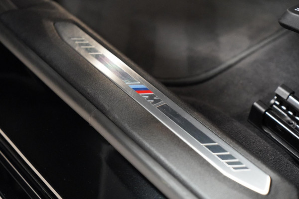 BMW 1-serie 120i M-Sport Pano|Sfeer|Stuurverwarming