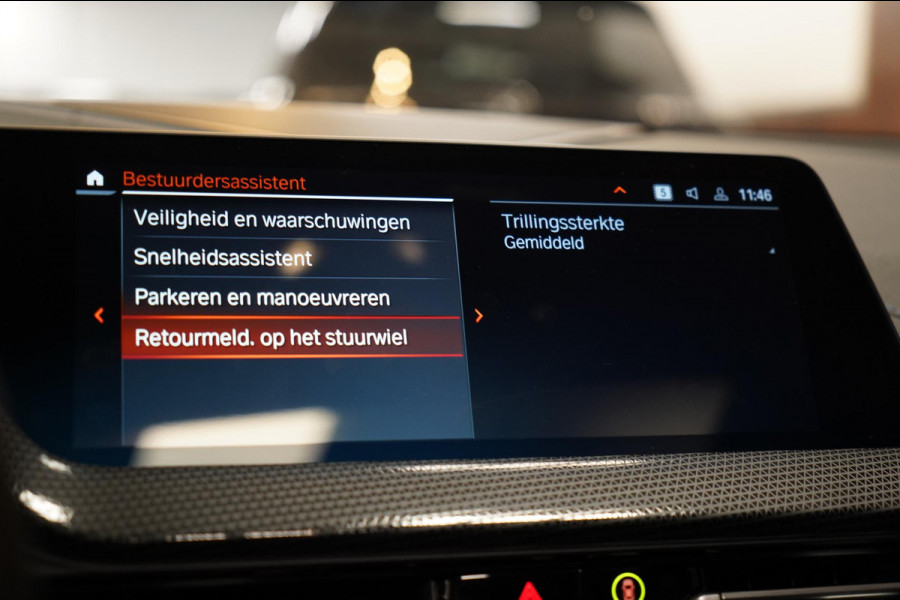 BMW 1-serie 120i M-Sport Pano|Sfeer|Stuurverwarming