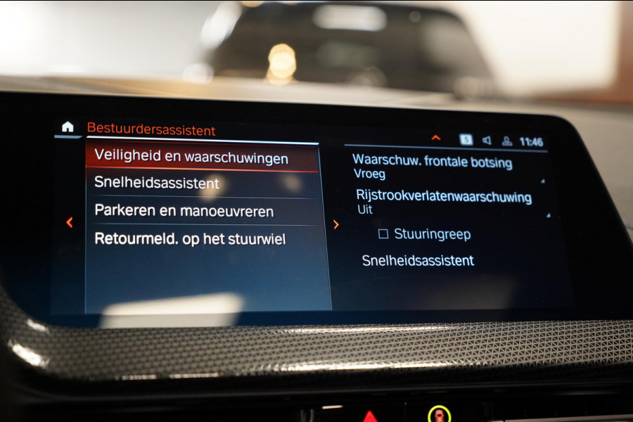 BMW 1-serie 120i M-Sport Pano|Sfeer|Stuurverwarming