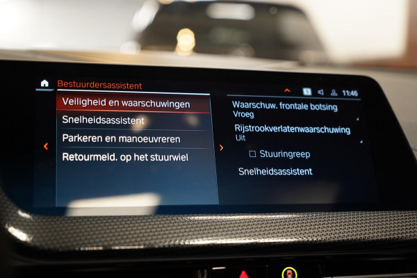 BMW 1-serie 120i M-Sport Pano|Sfeer|Stuurverwarming