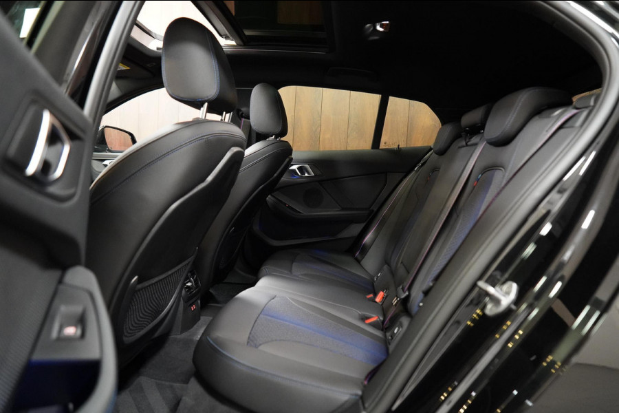 BMW 1-serie 120i M-Sport Pano|Sfeer|Stuurverwarming