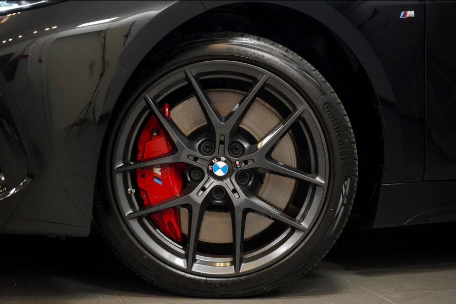 BMW 1-serie 120i M-Sport Pano|Sfeer|Stuurverwarming
