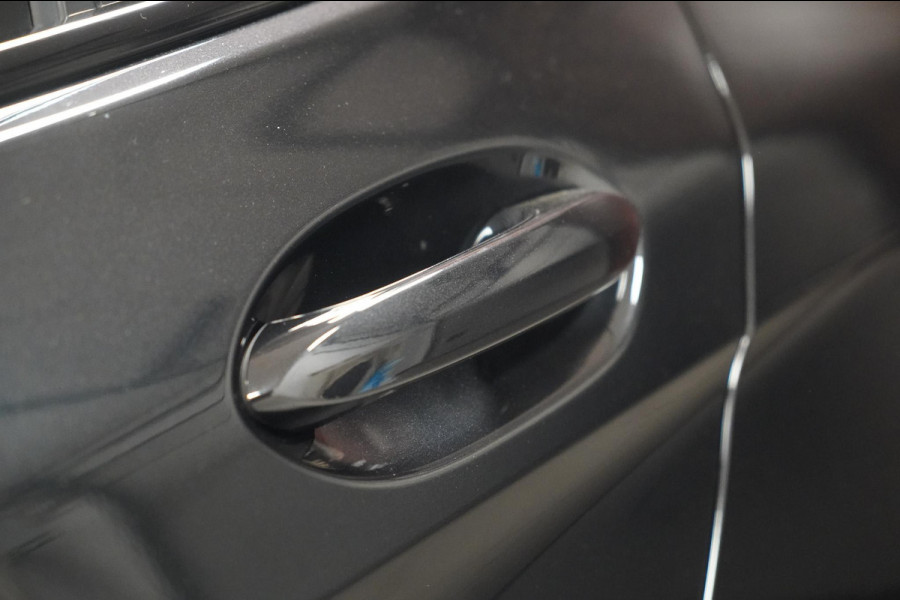 BMW 1-serie 120i M-Sport Pano|Sfeer|Stuurverwarming