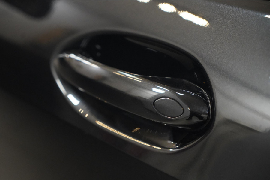 BMW 1-serie 120i M-Sport Pano|Sfeer|Stuurverwarming