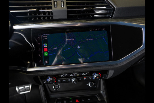 Audi Q3 45 TFSI e S edition / 245pk / Trekhaak / Bang & Olufsen / Keyless / Elektrische stoelverstelling met geheugen /