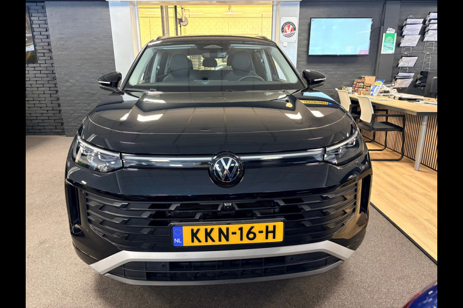 Volkswagen Tayron 1.5 eTSI Life Edition 7persoons / trekhaak / led / 360camera / navigatie