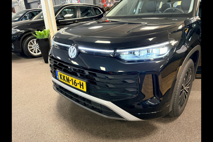 Volkswagen Tayron 1.5 eTSI Life Edition 7persoons / trekhaak / led / 360camera / navigatie