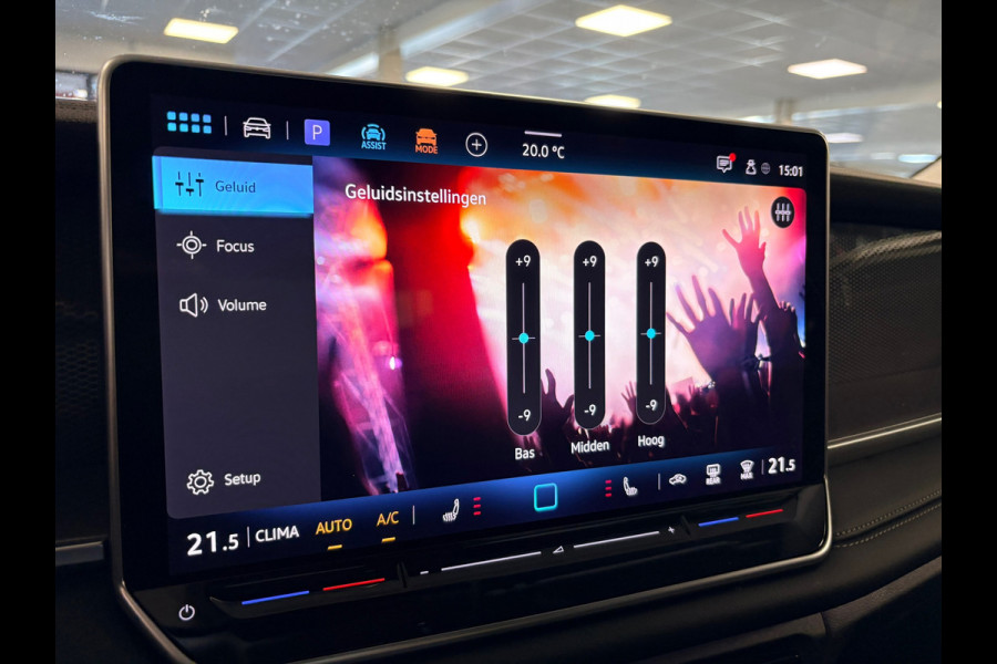 Volkswagen Tayron 1.5 eTSI Life Edition 7persoons / trekhaak / led / 360camera / navigatie
