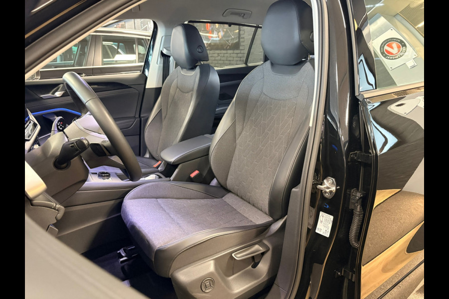 Volkswagen Tayron 1.5 eTSI Life Edition 7persoons / trekhaak / led / 360camera / navigatie