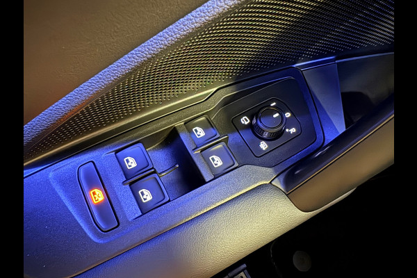 Volkswagen Tayron 1.5 eTSI Life Edition 7persoons / trekhaak / led / 360camera / navigatie