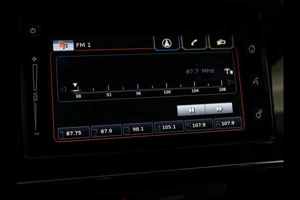 Suzuki Vitara 1.4 Boosterjet Select Smart Hybrid | Stoelverwarming | Trekhaak | Adaptive cruise | Carplay | Camera | Full LED | Navigatie | Climate control | Parkeerhulp
