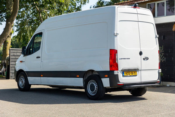 Mercedes-Benz eSprinter ESprinter L2H2 41 kWh Tussenschot met deur I Airco I Camera I Bluetooth