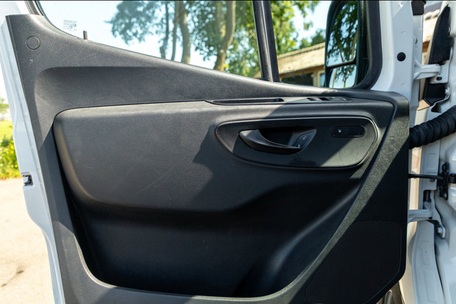 Mercedes-Benz eSprinter ESprinter L2H2 41 kWh Tussenschot met deur I Airco I Camera I Bluetooth