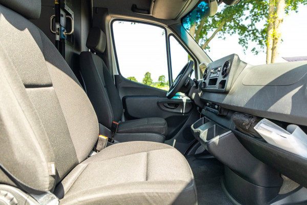 Mercedes-Benz eSprinter ESprinter L2H2 41 kWh Tussenschot met deur I Airco I Camera I Bluetooth