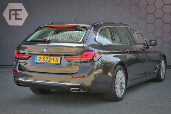 BMW 5 Serie Touring 530e Business Edition Plus ADAPTIVE | MEMORY | STOELVERWARMING VOOR + ACHTER | PANORAMADAK | CARPLAY | LASERLIGHTS | HEAD UP | TREKHAAK |