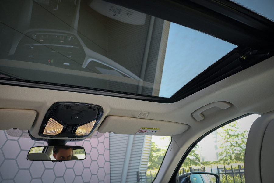 BMW 5 Serie Touring 530e Business Edition Plus ADAPTIVE | MEMORY | STOELVERWARMING VOOR + ACHTER | PANORAMADAK | CARPLAY | LASERLIGHTS | HEAD UP | TREKHAAK |