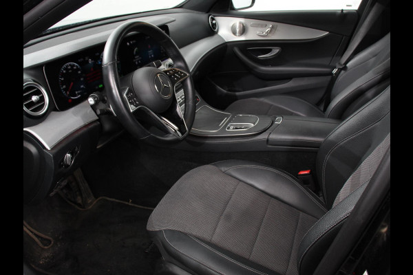 Mercedes-Benz E-Klasse 300e Avantgarde Premium Plus PHEV Automaat Panorama dak Climate control Adaptieve cruise control Parkeersensoren Camera  Verwarmde voorstoelen Keyless Lcihtmetalen velgen Led Burmester