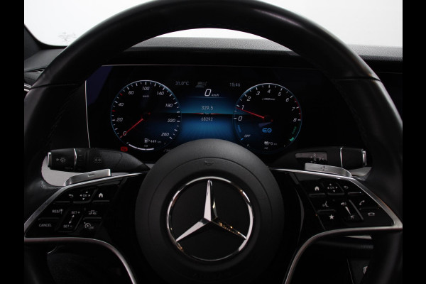Mercedes-Benz E-Klasse 300e Avantgarde Premium Plus PHEV Automaat Panorama dak Climate control Adaptieve cruise control Parkeersensoren Camera  Verwarmde voorstoelen Keyless Lcihtmetalen velgen Led Burmester