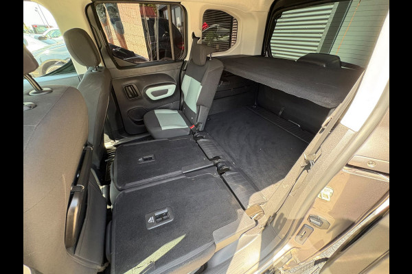 Citroën Berlingo 1.2 PureTech Shine,Camera,Car-Play,AUTOMAAT,Trekhaak,Garantie