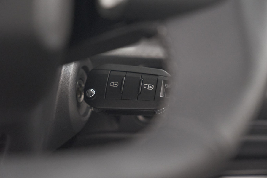 Citroën Ë-C3 Aircross Plus 113pk Extended Range 54 kWh | 11 KW Lader | Camera | Apple CarPlay | Parkeersensoren