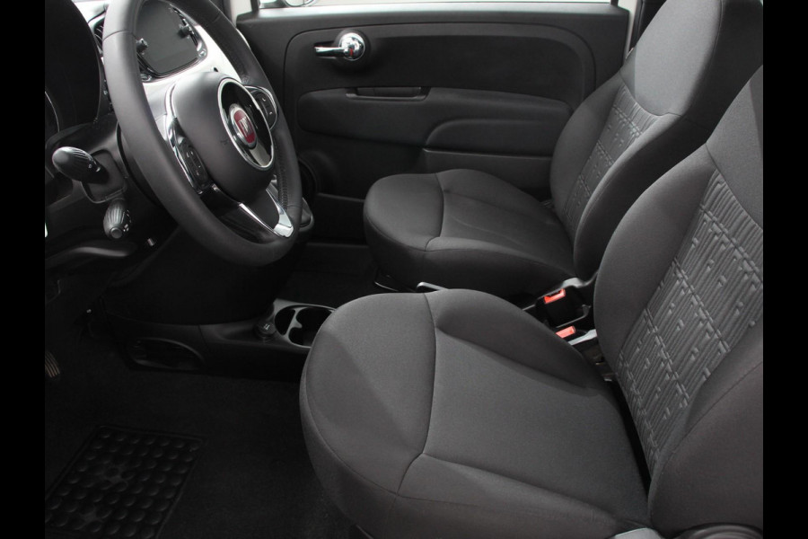 Fiat 500 1.0 Hybrid Dolcevita Finale Panorama dak Control Parkeer Sensoren  Lichtmetalen Velgen Cruise Control