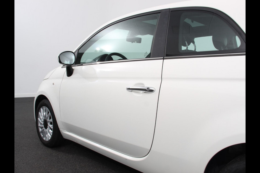 Fiat 500 1.0 Hybrid Dolcevita Finale Panorama dak Control Parkeer Sensoren  Lichtmetalen Velgen Cruise Control