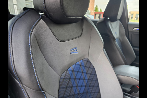 Volkswagen T-Roc 2.0 TSI 4Motion R / AKRAPOVIC !