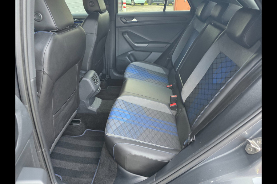 Volkswagen T-Roc 2.0 TSI 4Motion R / AKRAPOVIC !