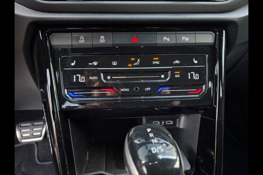 Volkswagen T-Roc 2.0 TSI 4Motion R / AKRAPOVIC !